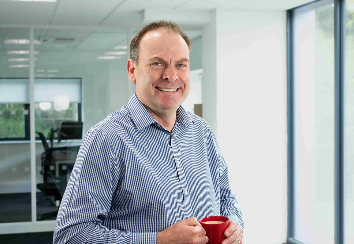 DeanNicolsonB_1157x800