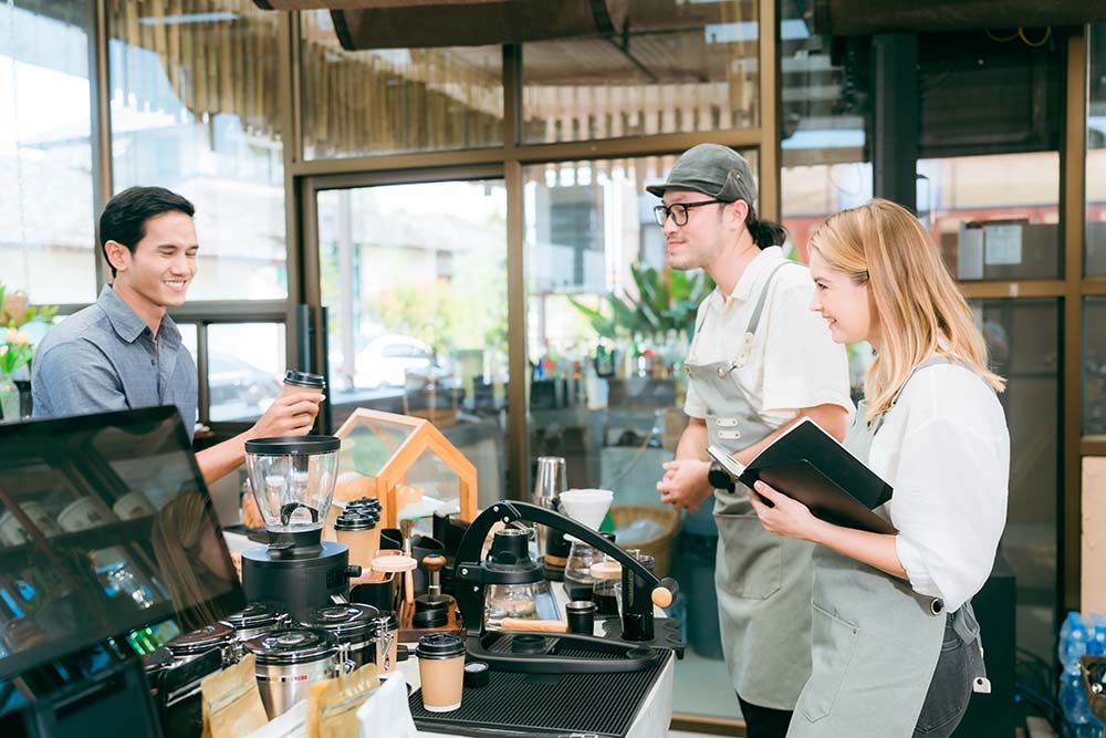barista and customers
